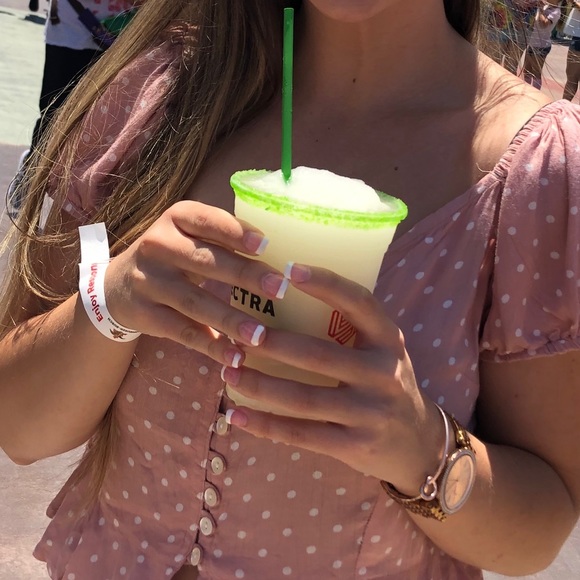 Pink polka dot crop top - Picture 3 of 3